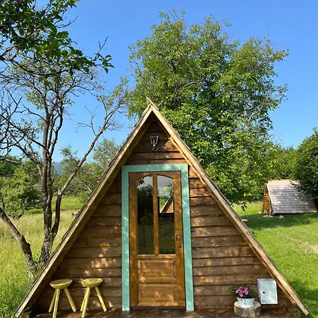 220d Glamping * Bréb